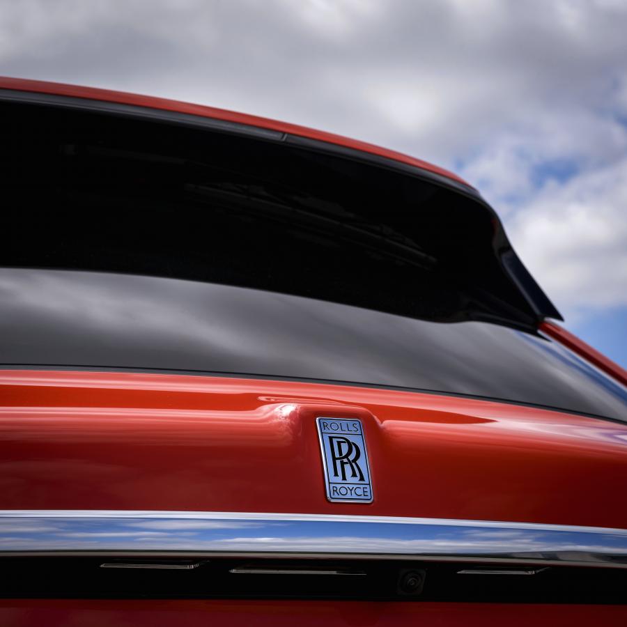Детали экстерьера Rolls-Royce Cullinan Fux Orange 2019 года  (фото 10 из 32)